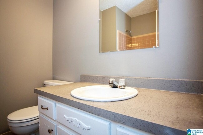 Building Photo - 118 Fox Hollies Blvd