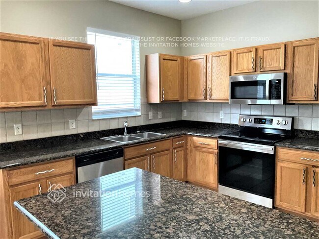 Building Photo - 11238 Madison Park Dr