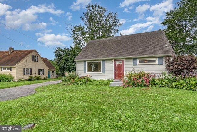Building Photo - 6117 Nassau Rd