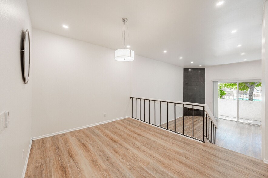 Building Photo - 4655 Natick Ave