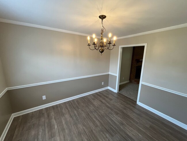 Building Photo - Incredible Location in N Davidson Co with ...