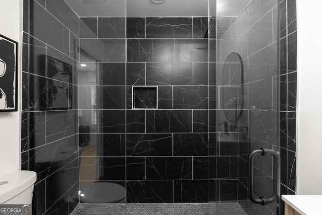 Building Photo - 1180 Fleming St