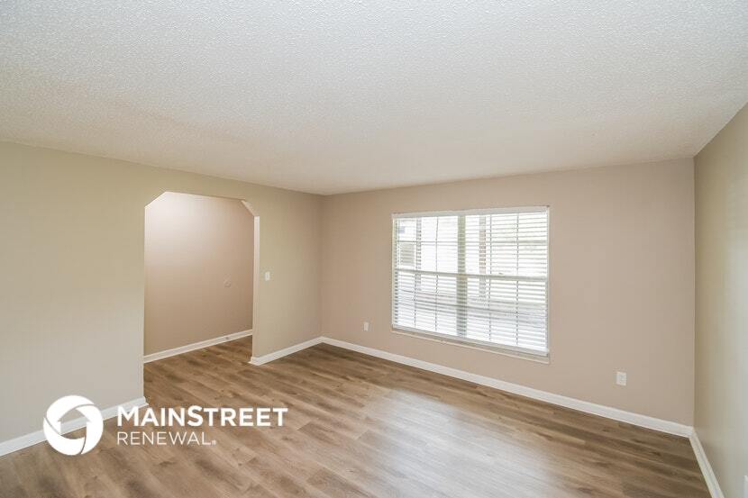 Building Photo - 1523 Lavilla Dr N