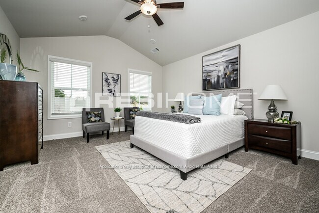 Building Photo - 2701 Porchlight Ct