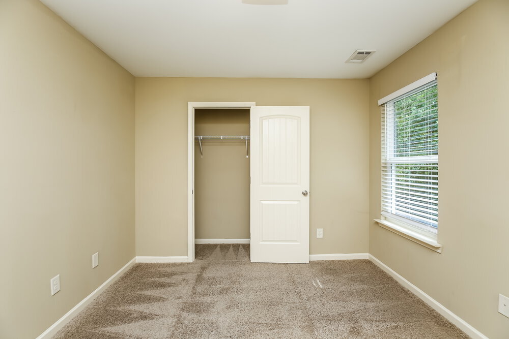 Building Photo - 466 Hill Crest Cir