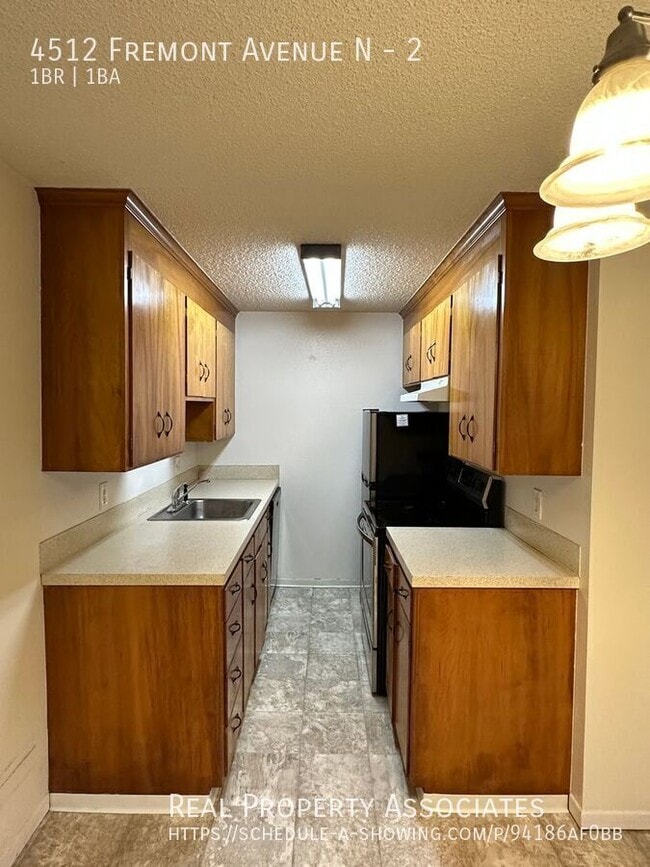 Building Photo - 4512 Fremont Ave N