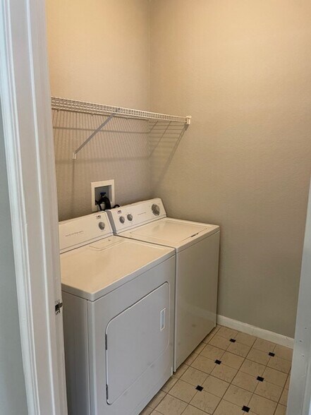 Laundry Room - 860 N Orange Ave