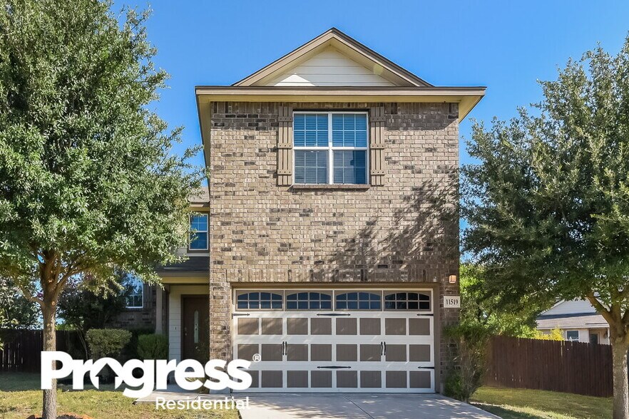 Primary Photo - 11519 Verde Bend