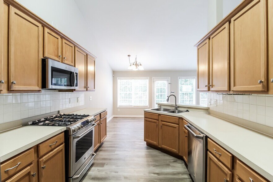 Building Photo - 3875 Portico Run Dr NE
