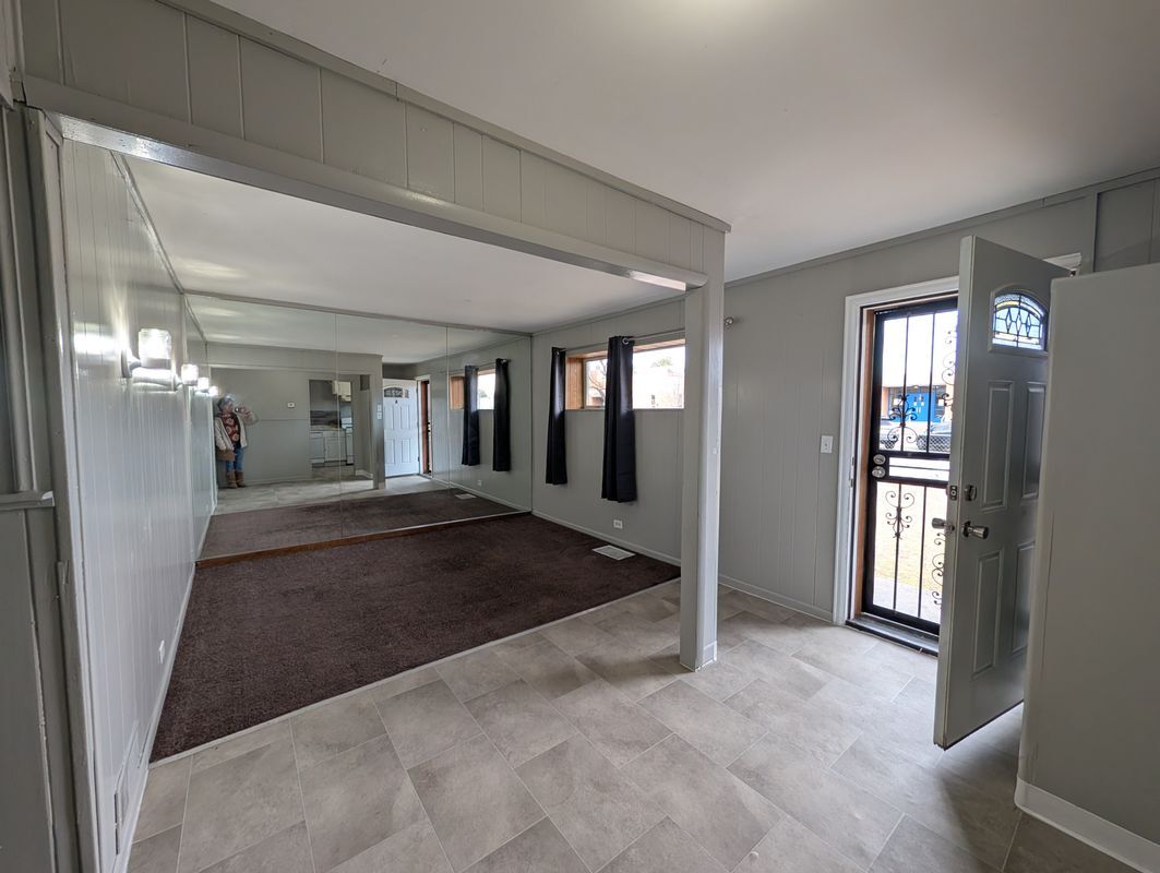 Building Photo - 1649 Florence St