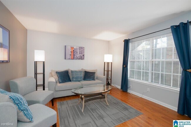 Primary Photo - 2727 Highland Ave