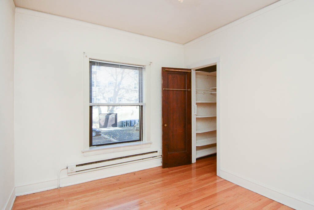 Building Photo - 1030 Dempster St