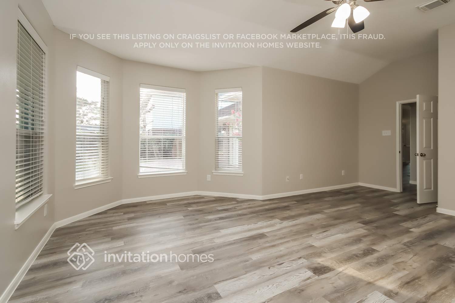 Building Photo - 18022 Oak Park Bend Ln