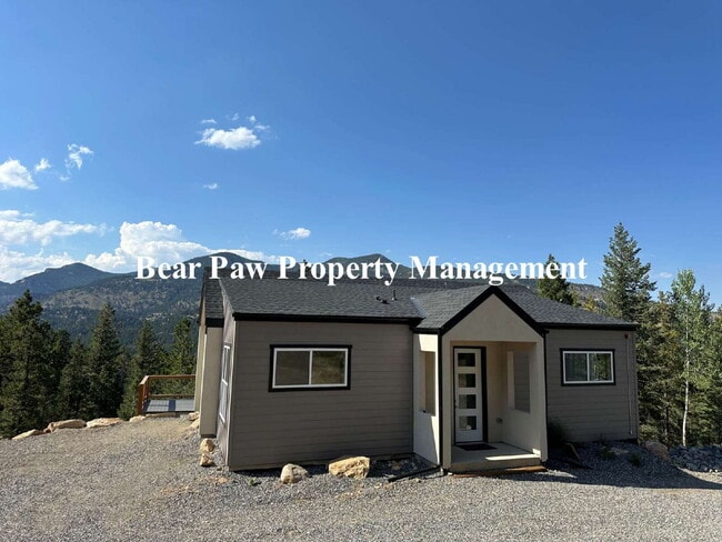 Primary Photo - Adorable little house with GREAT views!!