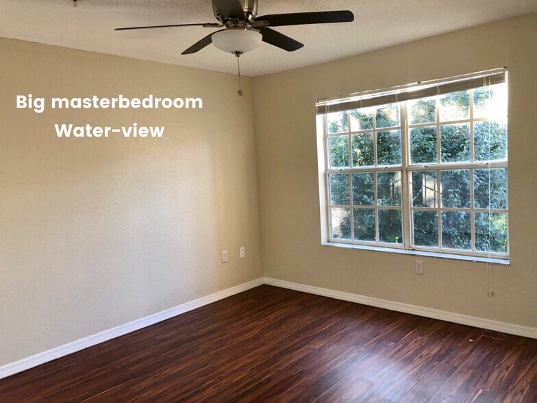 Building Photo - 4200 Summer Landing Dr