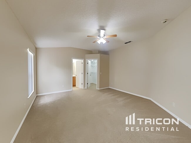 Building Photo - 3176 Shafton Ave
