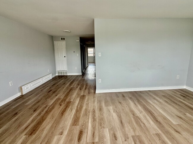 Building Photo - 7011 Lindbergh Blvd.