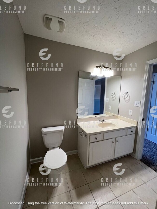 Building Photo - 2Bdrm 2Bath in Gated Community - Available Now!