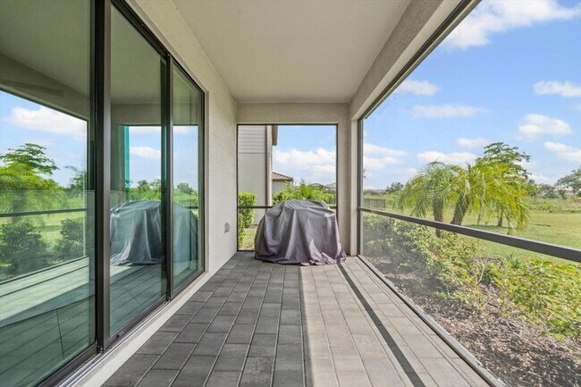 Building Photo - 5308 Coral Reef Wy