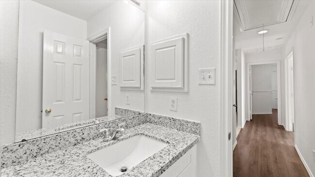 Building Photo - 111 N Misty Dawn Dr