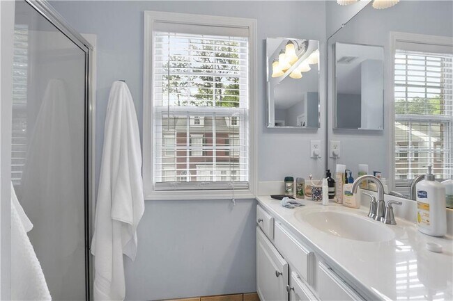 Building Photo - 2924 Wintercrest Way