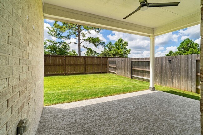 Building Photo - 14368 Cedar Shadow Dr