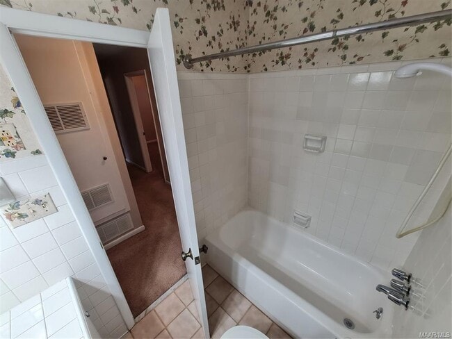 Building Photo - 109 Griffith Ave