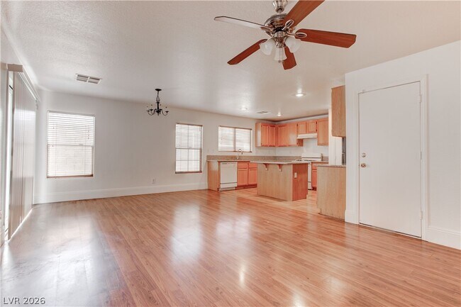 Building Photo - 1195 S Sweet Orange St