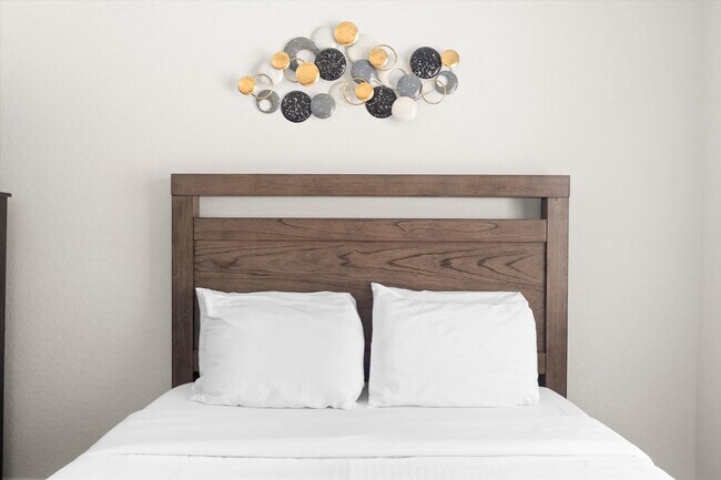 Building Photo - 16310 N 151st Ave