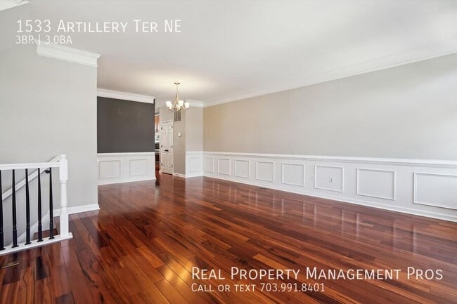 Building Photo - 1533 Artillery Terrace NE