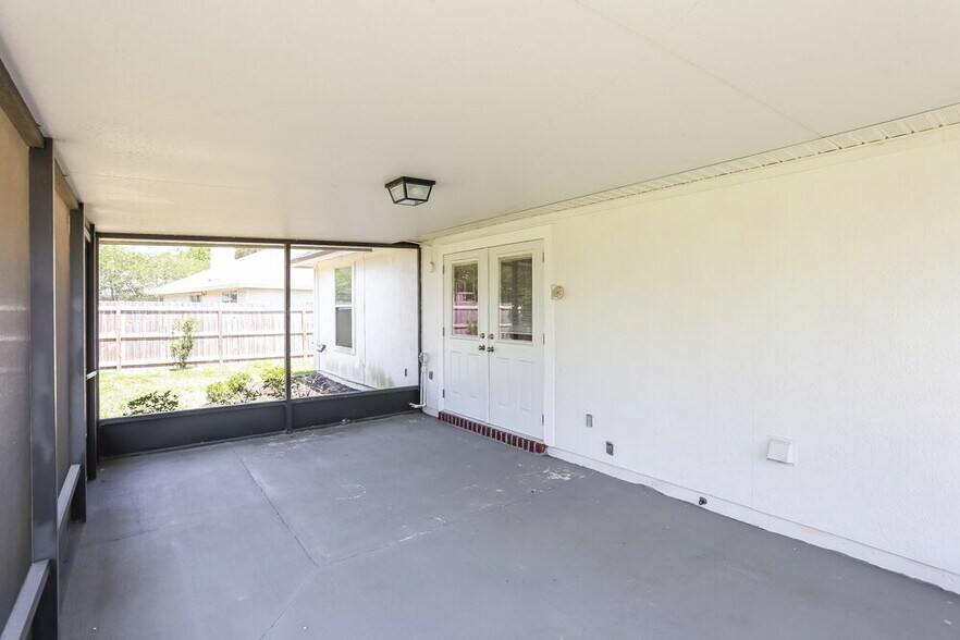 Building Photo - 3349 Citation Dr
