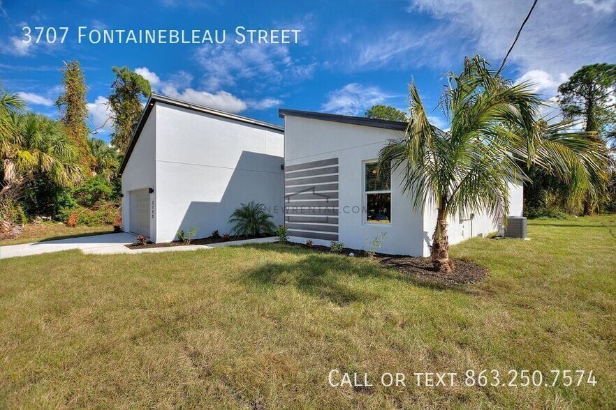 Building Photo - 3707 Fontainebleau St