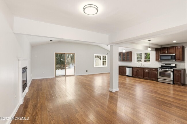 Building Photo - 51 Sherrybrooke Dr