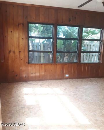 Building Photo - 325 Ribault Ave