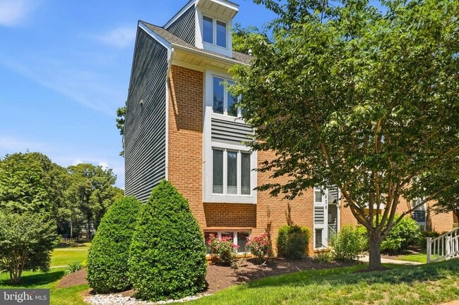 Building Photo - 638 Oakland Hills Dr