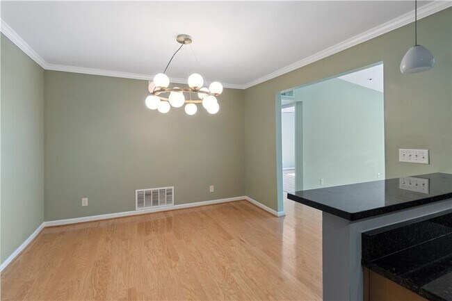 Building Photo - 1468 Briarwood Rd NE