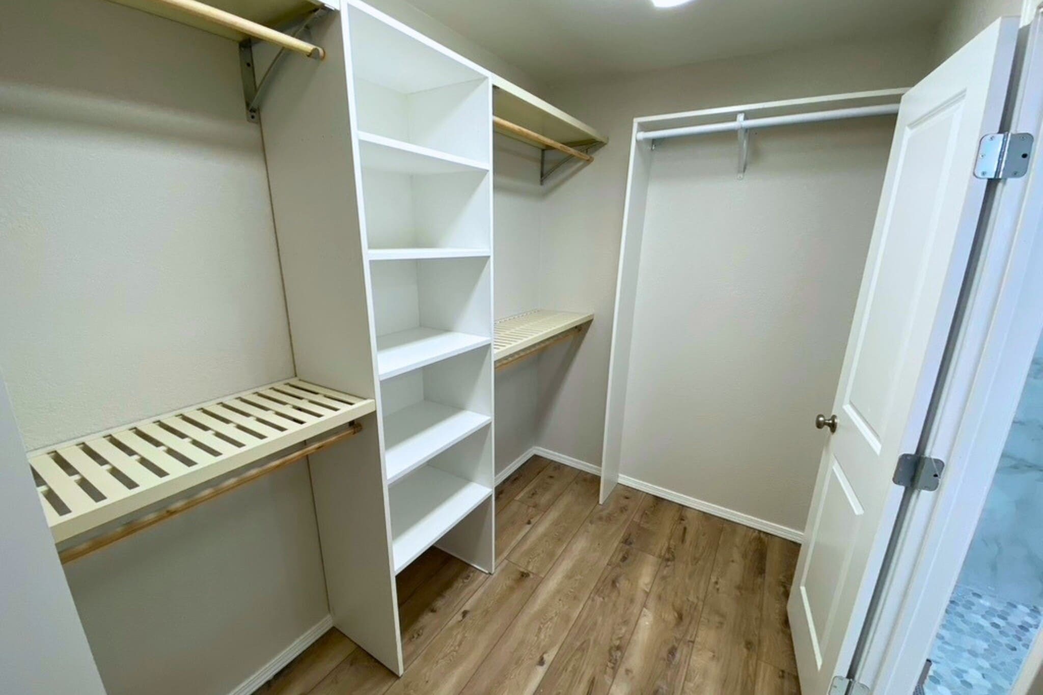 Building Photo - 2917 Las Palmas Ln