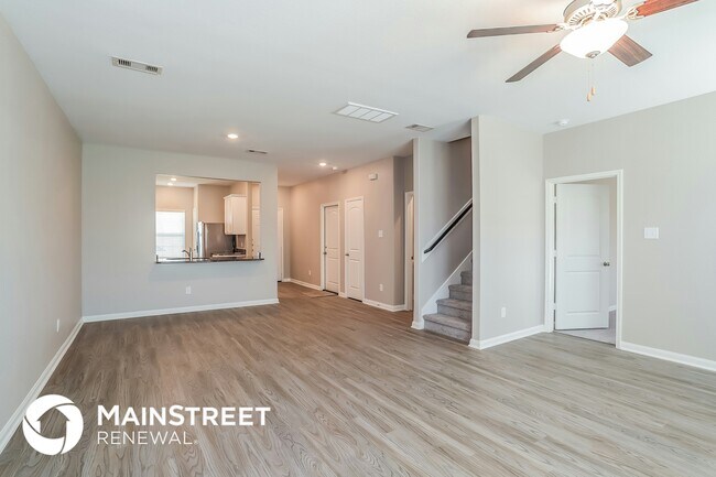 Building Photo - 28049 Irving Dr