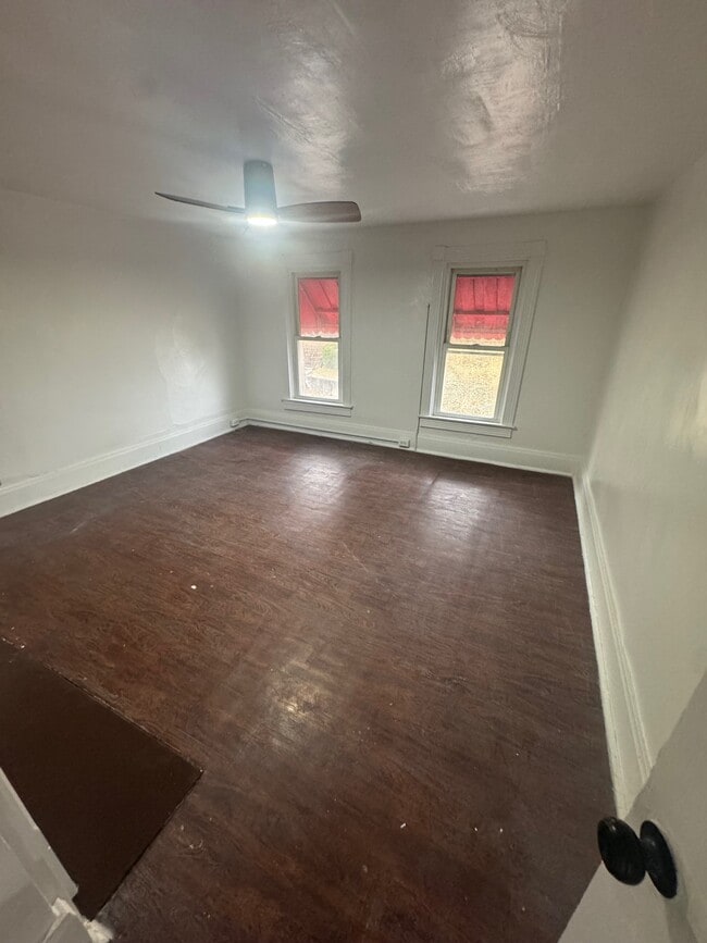 Building Photo - 1807 Packer St