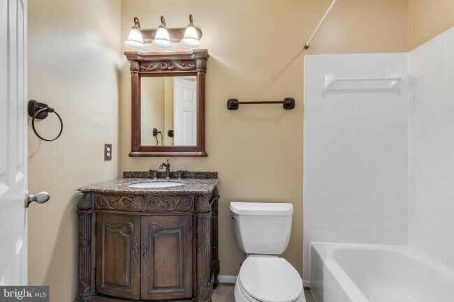 Building Photo - 21354 Fultonham Cir