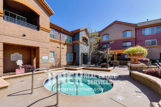 Building Photo - 2001 Club Center Dr