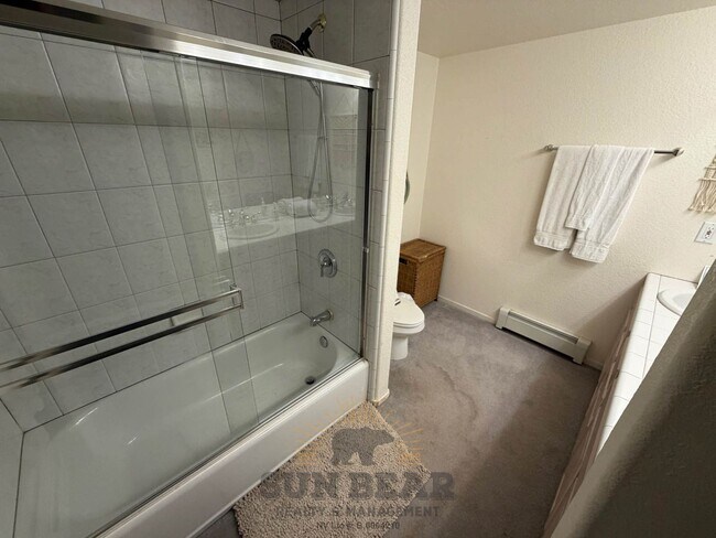 Building Photo - Gorgeous Lake View! 3 Bedroom in Incline Village!  Allows a cat!