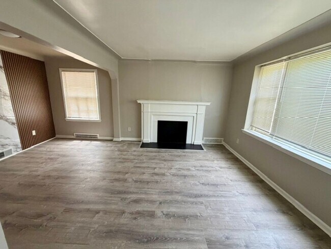 Building Photo - Voucher Holder Only Newly Renovated 2 Bedroom Brick Ranch – $1,300/Month