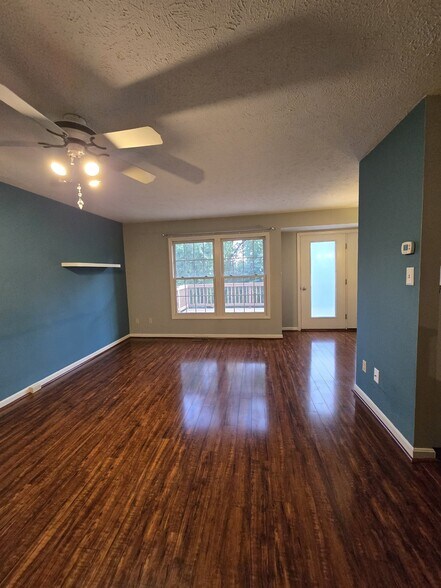 Building Photo - 115 Westbrooke Ln