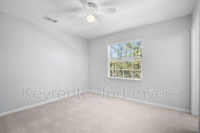 Building Photo - 8535 Athena Ct