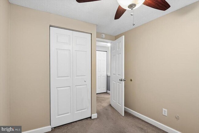 Building Photo - 1594 Lodge Pole Ct