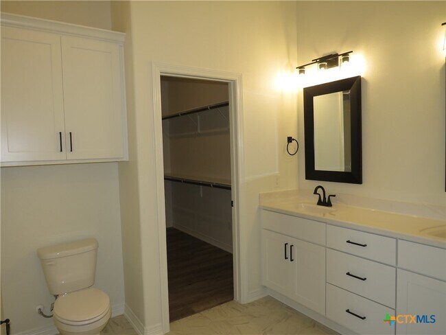 Building Photo - 3225 Tortuga Ct