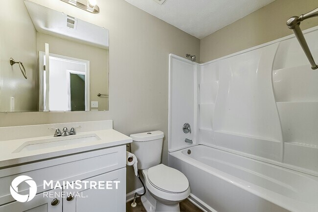 Building Photo - 5587 Orchard Rd