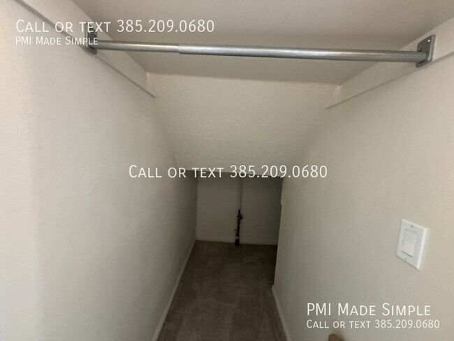 Building Photo - 1791 W Garden Dr