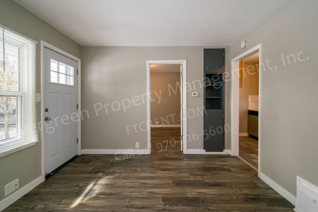 Building Photo - 207 E Stuart St